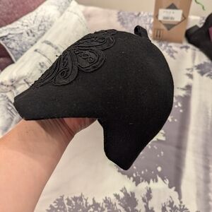 Claudia Schultz Black Fet Hat